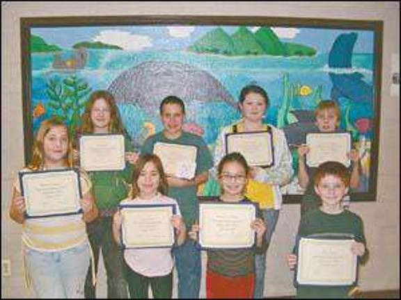 Honoring honorable students Honoring honorable students