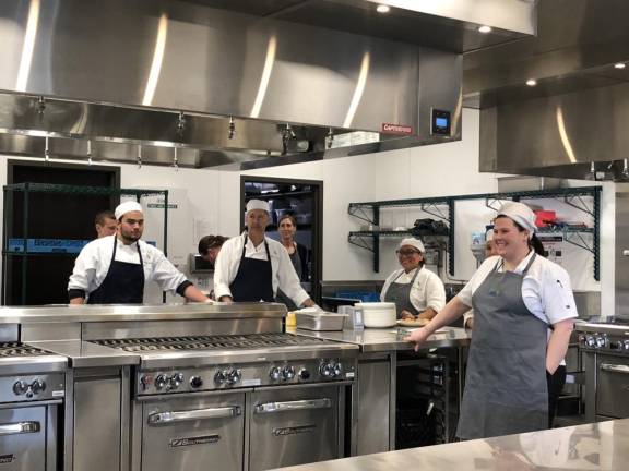 SCCC’s Culinary Institute opens The SCCC Culinary Institute has a state-of-the-art instructional kitchen lab and full restaurant kitchen.