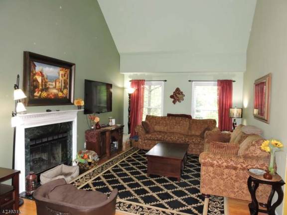 Welcome home to a wonderful house Welcome home to a wonderful house