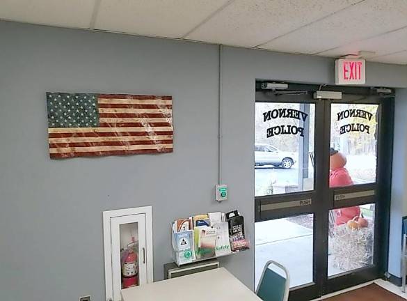 Vernon resident creates wooden flag for police Vernon resident creates wooden flag for police
