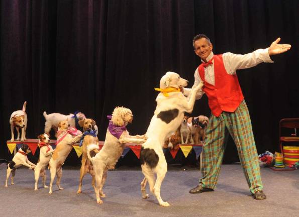 Johnny Peers bringing canine show to area Johnny Peers bringing canine show to area