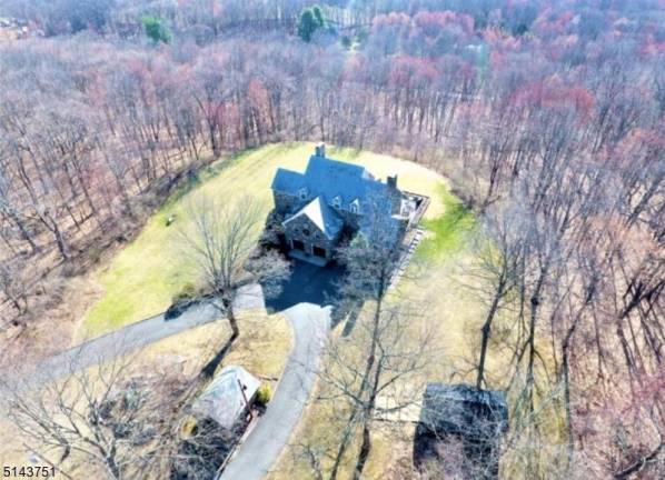 Elegant stone manor delivers Old World charm Elegant stone manor delivers Old World charm
