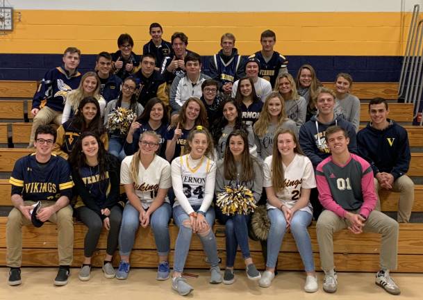 The High School had the opportunity to showcase their extra-curricular activities to the 8th graders at Glen Meadow. One student-athlete from each athletic program was represented.