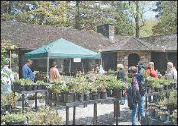 Botanical garden plant sale scheduled Botanical garden plant sale scheduled