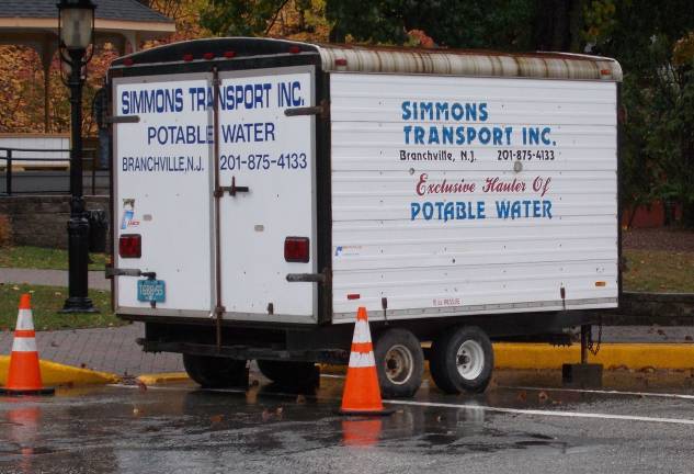 Water main breaks empty Sussex water system Potable water tank for residents' use until boil-water advisory is lifted.