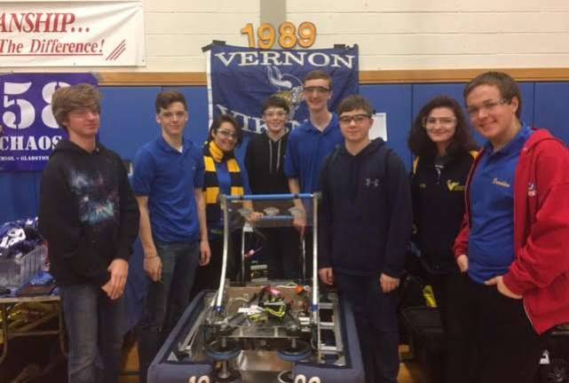 Vernon finishes seventh at Robotics competition