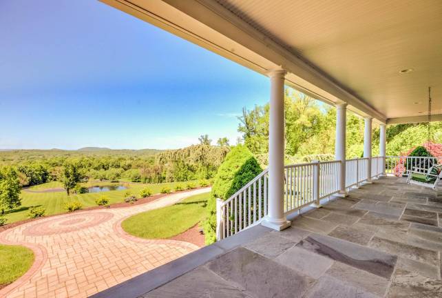 Stately setting awaits in Apple Brook Farm Estate