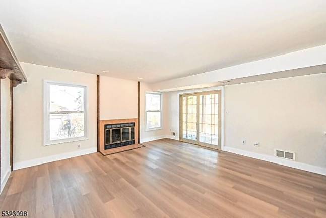 Exceptional split-level Exceptional split-level
