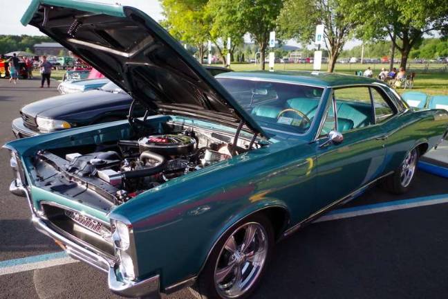 CruzinPort car show now revs up in Matamoras This restored 1967 Pontiac GTO belongs to Glen and Susan Daves of Warwick, N.Y. (Photo by George Leroy Hunter)