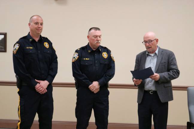 Captain Daniel Young (left), and Chief Randy Mills (Center), receive a proclamation designating Police Week. Mills is retiring from the Police Dept. on Jan. 31, 2019. Mayorr Harry Shortway (right) has appointed Capt. Dan Young (left) as the new chief.