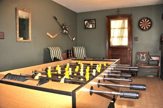 Lake community home is affordable Lake community home is affordable