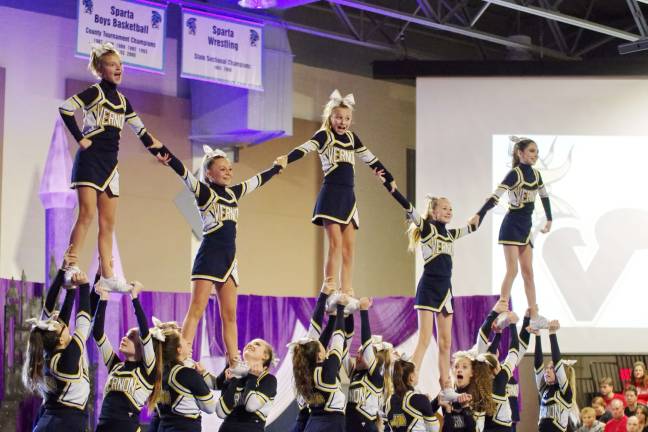 The Vernon Cheer Midgets finished in second place in the recreation 8th grade &amp; under division.