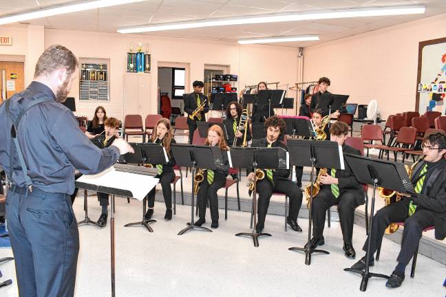 Sussex. High Point Jazz Festival <b>HJ3 T</b>he North Hunterdon Jazz Ensemble rehearses before its performance.