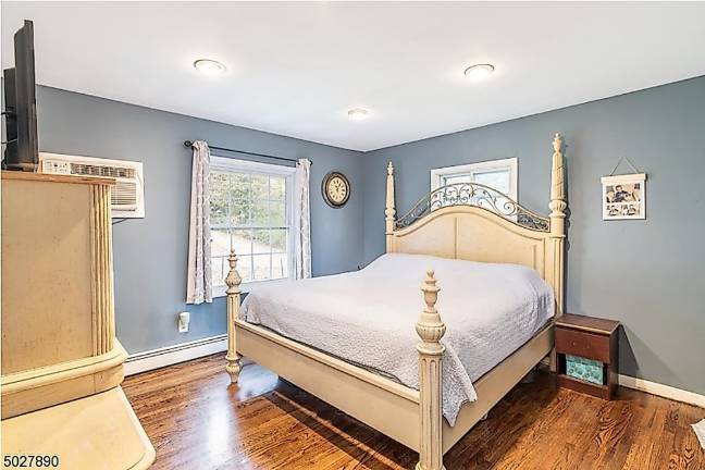 Charming Highland Lakes ranch is move-in ready Charming Highland Lakes ranch is move-in ready