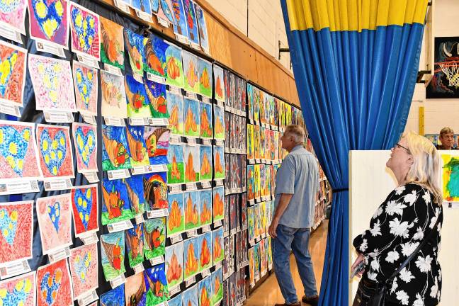 Photos: Artstanding 2025 in Vernon Residents look at student artwork during Artstanding 2025 on Friday, May 16 at Lounsberry Hollow Middle School in Vernon.