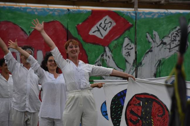 BP1 The Bread and Puppet Theater performs at Meadowburn Farm in Vernon. (Photos by Becca Tucker)