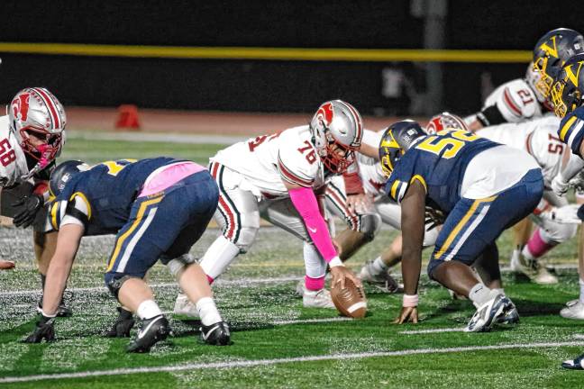 Football roundup: Vikings slay Wildcats, 35-28 <b>High Point center Alex Conway (76) is ready to snap the ball.</b>