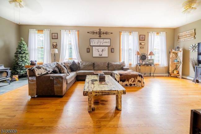 Great home, great horse or farm property Great home, great horse or farm property