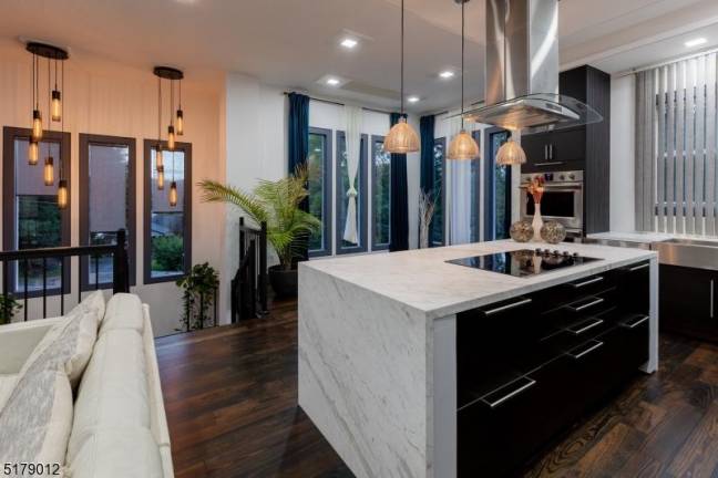 Welcome to modern luxury at its finest Welcome to modern luxury at its finest
