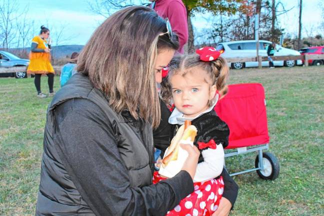 Photos: Trunk or Trail in Vernon <b>Callie Hagemann of Wantage dressed as Minnie Mouse.</b>