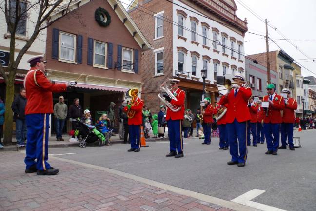 The Franklin Band, Inc. performs during a stop.