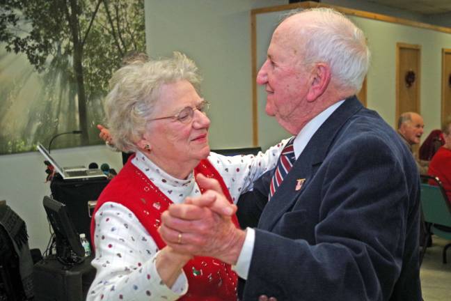 Vernon seniors celebrate holidays Former Vernon Senior Couple of the year, Vince and Pat Grey enjoy a dance.