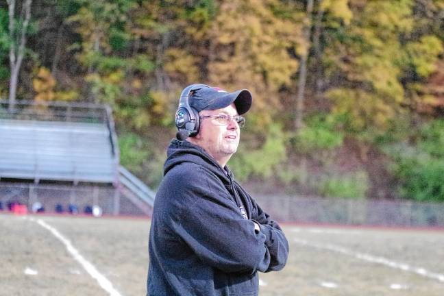 Wildcats claw Patriots, 35-6 <b>High Point Regional High School head football coach Bill Percey.</b>
