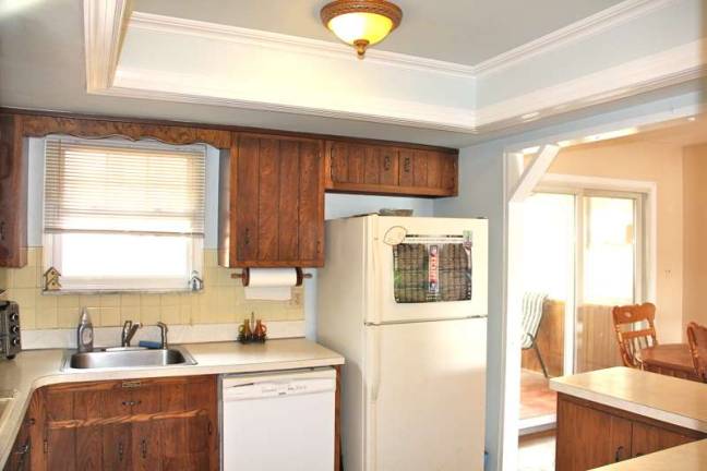 Lake community home is affordable Lake community home is affordable