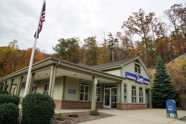 Readers who identified themselves as Theresa Muttel and Burt Christie knew last week's photo was of the Highland Lakes Post Office, located on Breakneck Road.