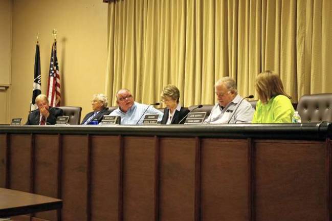Mountain Creek PILOT presentation and vote postponed Photo by Chris Wyman Vernon Town Council at the Aug. 11 meeting.