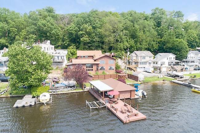 Lake Hopatcong home is set on 100 feet of shoreline