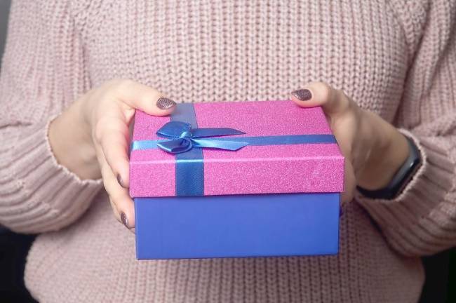 Buccieri’s is collecting gifts for homeless and battered women Buccieri’s is collecting gifts for homeless and battered women
