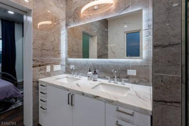 Glenwood smart home would be a smart deal Glenwood smart home would be a smart deal