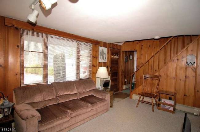 Charming home has great location Charming home has great location