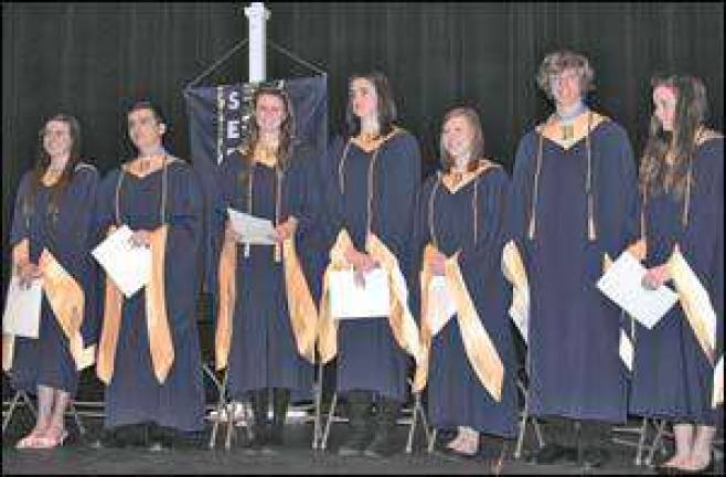 Vernon National Honor Society inducts new members Vernon National Honor Society inducts new members