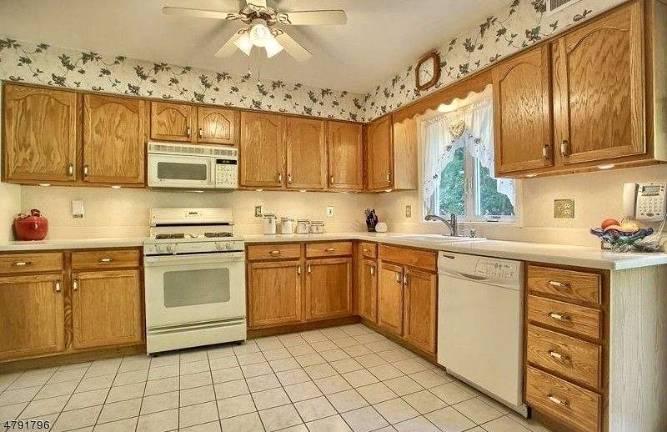Lakeville Road home just reduced Lakeville Road home just reduced