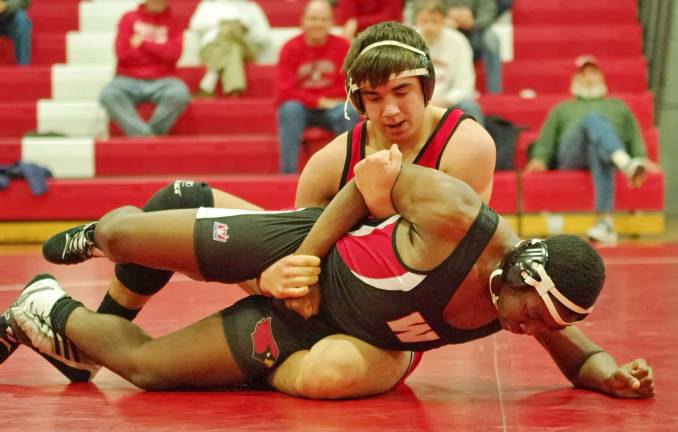 High Point defeats Westwood, 36-12 High Point's Grayson Sabo grabs the arm of Westwood's Kedar Jackson in the 182 lbs match.