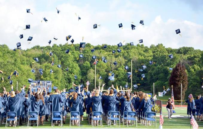 Congratulations to Vernon High School’s Class of 2022!