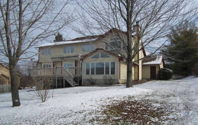 Vernon home ready for quick closing Vernon home ready for quick closing