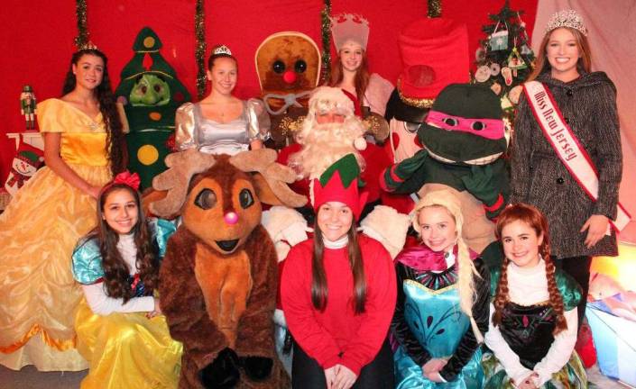 Ziegler Dance Center sponsors tree lighting Santa, NAM Miss New Jersey Mackenna Wallace and Friends.