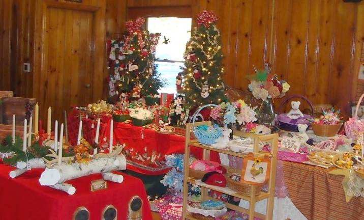 Tis the season for holiday craft fairs. The Highland Lakes Clubhouse Craft Fair was one of the first this weekend on Nov. 2.