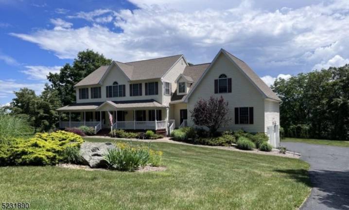 Big house updated to perfection Big house updated to perfection
