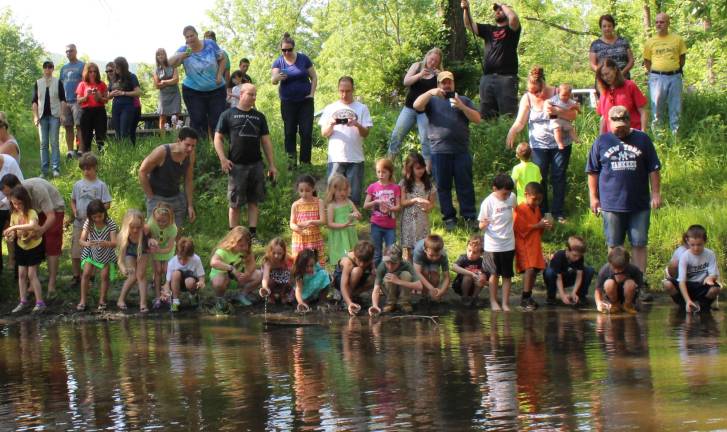 Walnut Ridge students take part in trout program