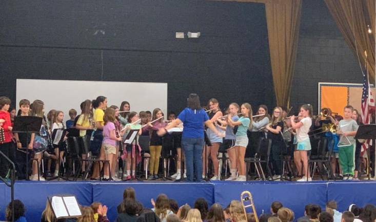 Chorus, band and orchestra students performed May 23 at Lounsberry Hollow School in Vernon. (Photo provided)