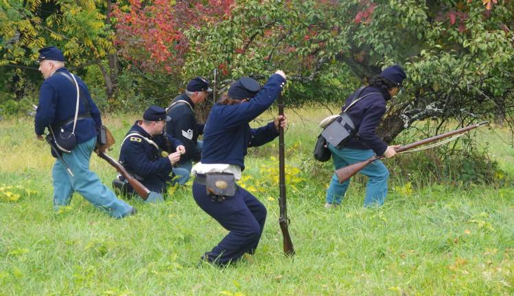 The Union troops try to stand their ground.