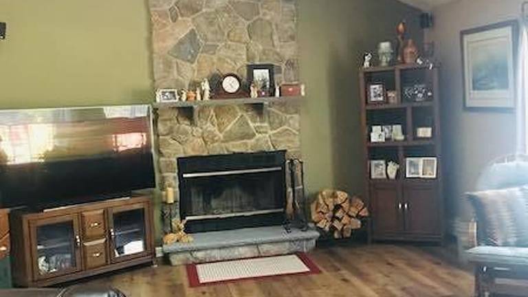 Vernon home priced to sell Vernon home priced to sell