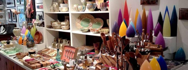 Peters Valley offers handcrafted wares for holiday shoppers (Photo: petersvalleygallery.org)