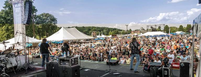 Rocks, Ribs & Ridges to feature performances by Jefferson Starship, Kansas and Blues Traveler