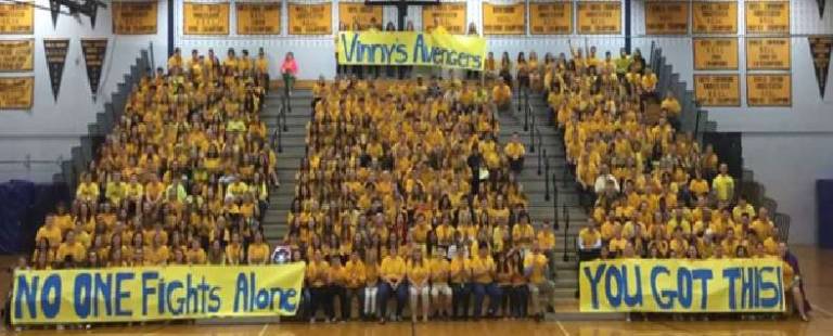 VTHS students show support for student with cancer