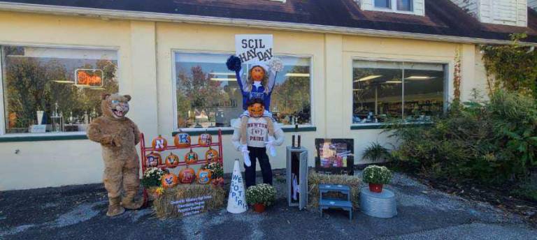 Scarecrows pop up in Brachville Scarecrows pop up in Brachville